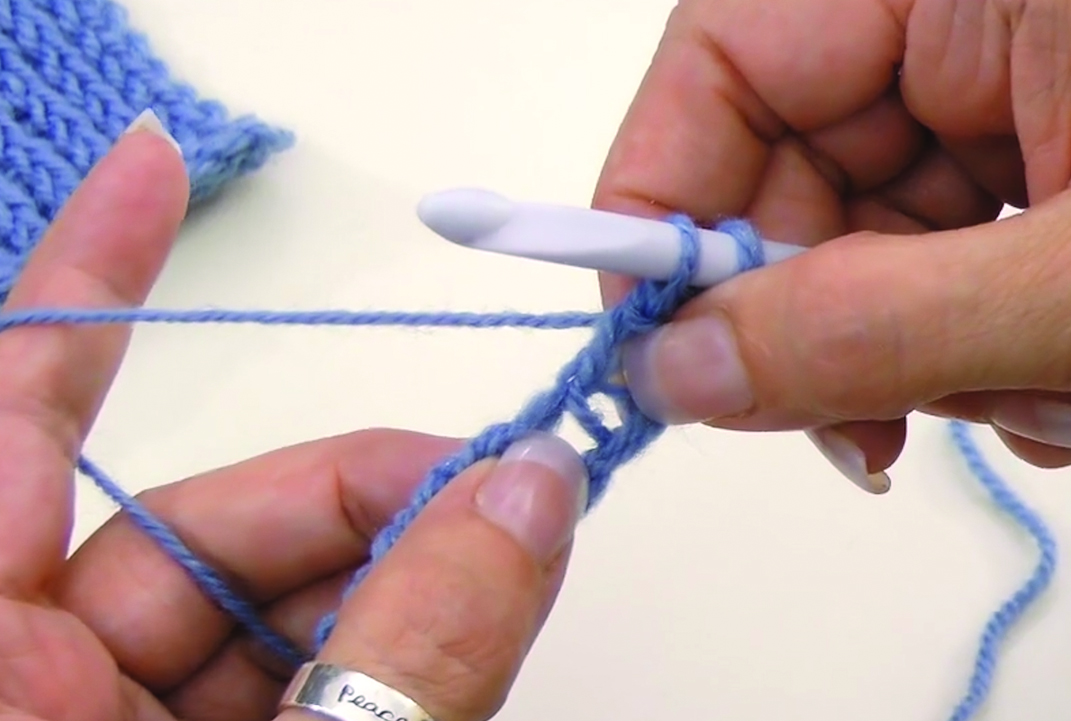 Tunisian Crochet 101: Tunisian Knit Stitch (Tks)